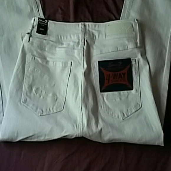 Jean - Picture 3 of 4